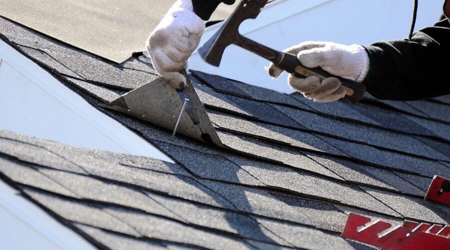 Professional gutter cleaning in Moravia, IA